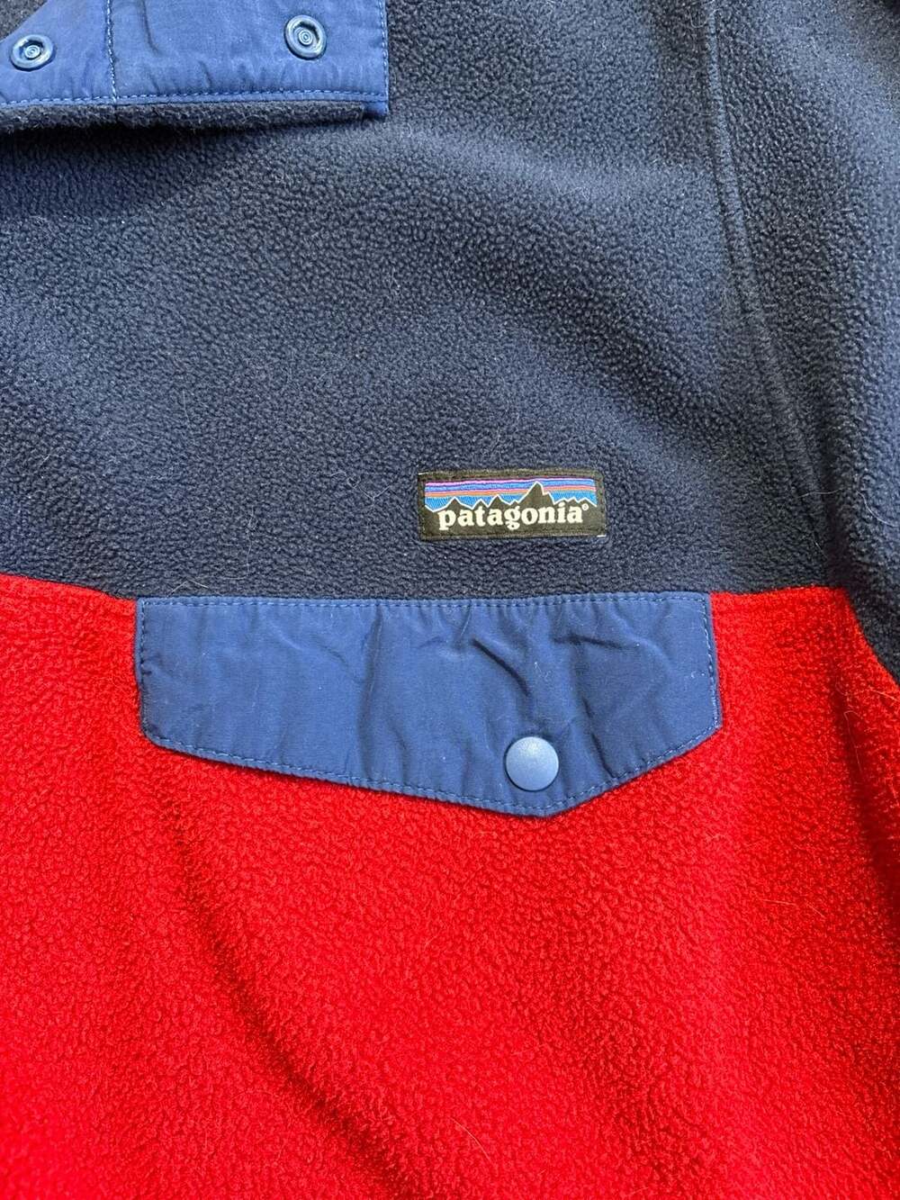 Patagonia Men's Synchilla Snap-T Fleece Pullover Red and Navy Colorblock - Picture 4 of 7